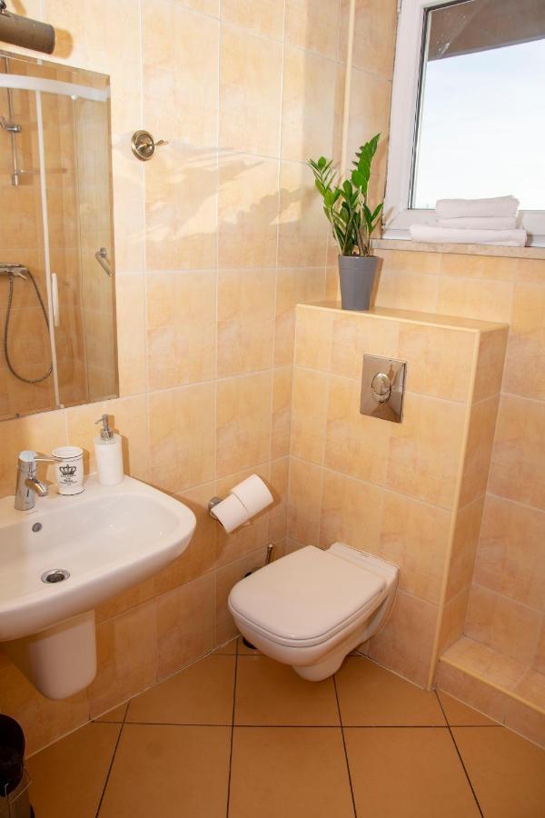 Weranda Rooms Tychy Buitenkant foto