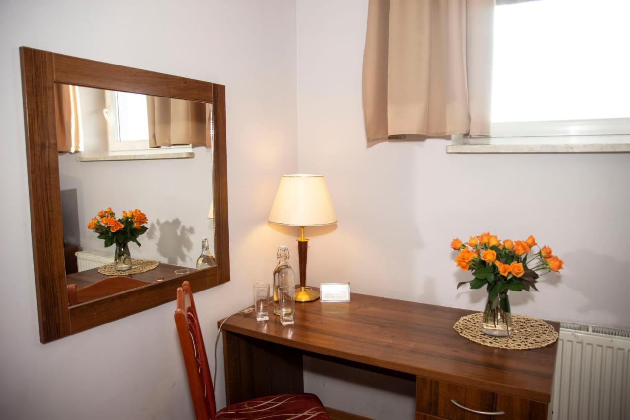 Weranda Rooms Tychy Buitenkant foto