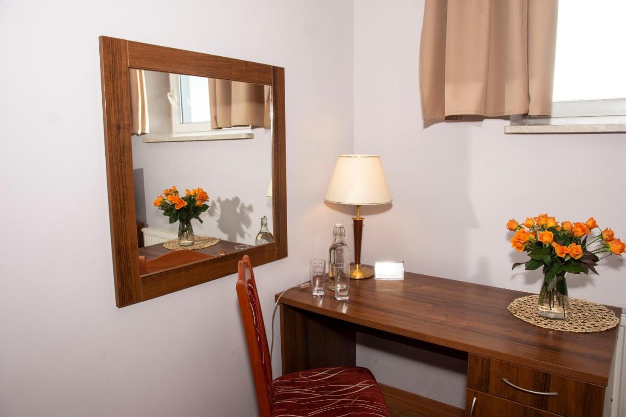 Weranda Rooms Tychy Buitenkant foto
