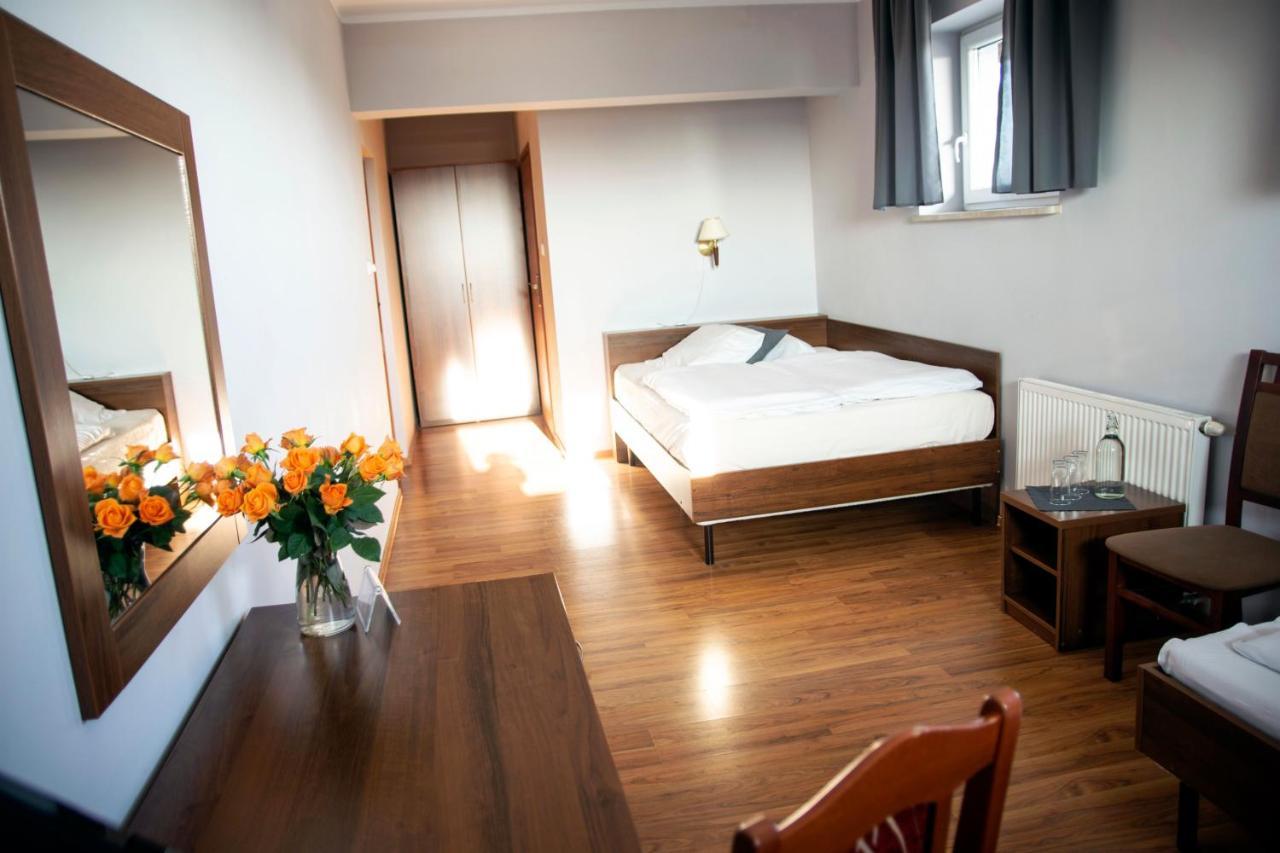 Weranda Rooms Tychy Buitenkant foto
