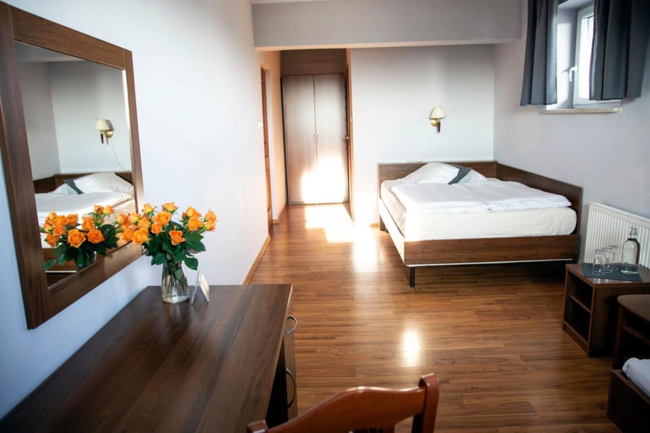 Weranda Rooms Tychy Buitenkant foto