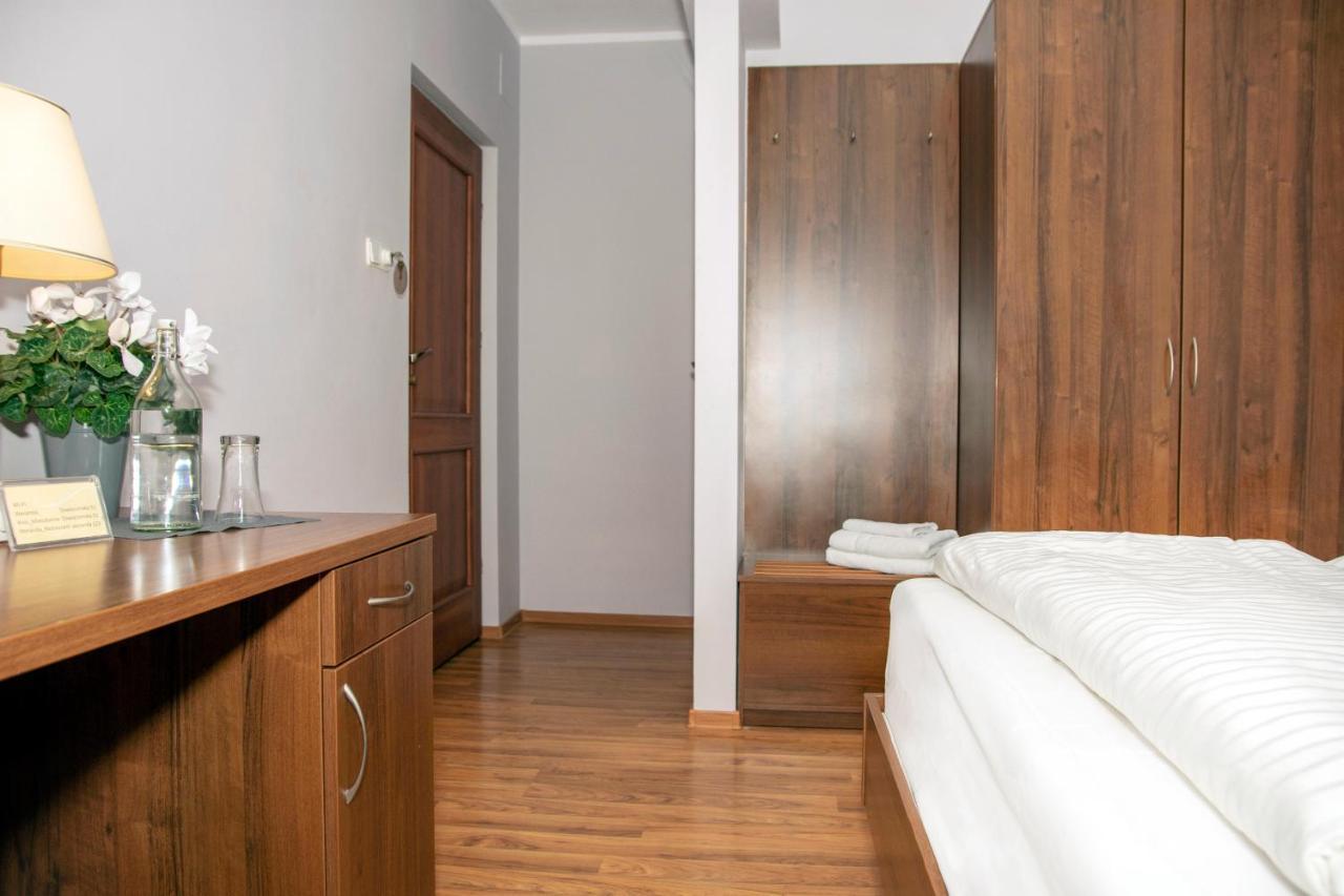 Weranda Rooms Tychy Buitenkant foto