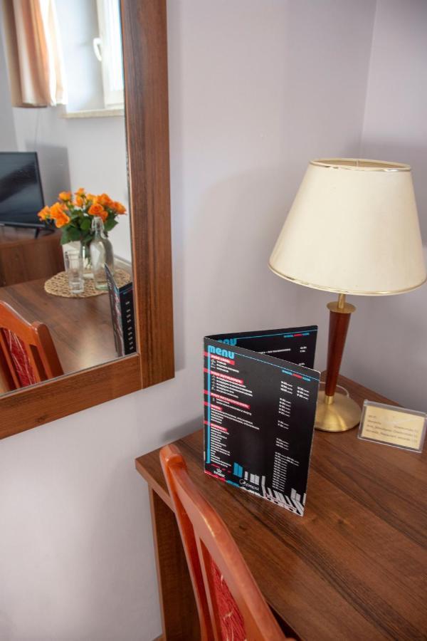 Weranda Rooms Tychy Buitenkant foto