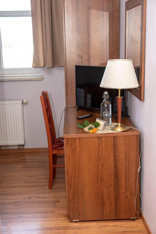 Weranda Rooms Tychy Buitenkant foto