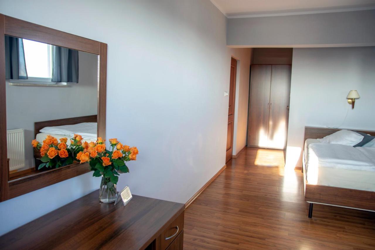 Weranda Rooms Tychy Buitenkant foto