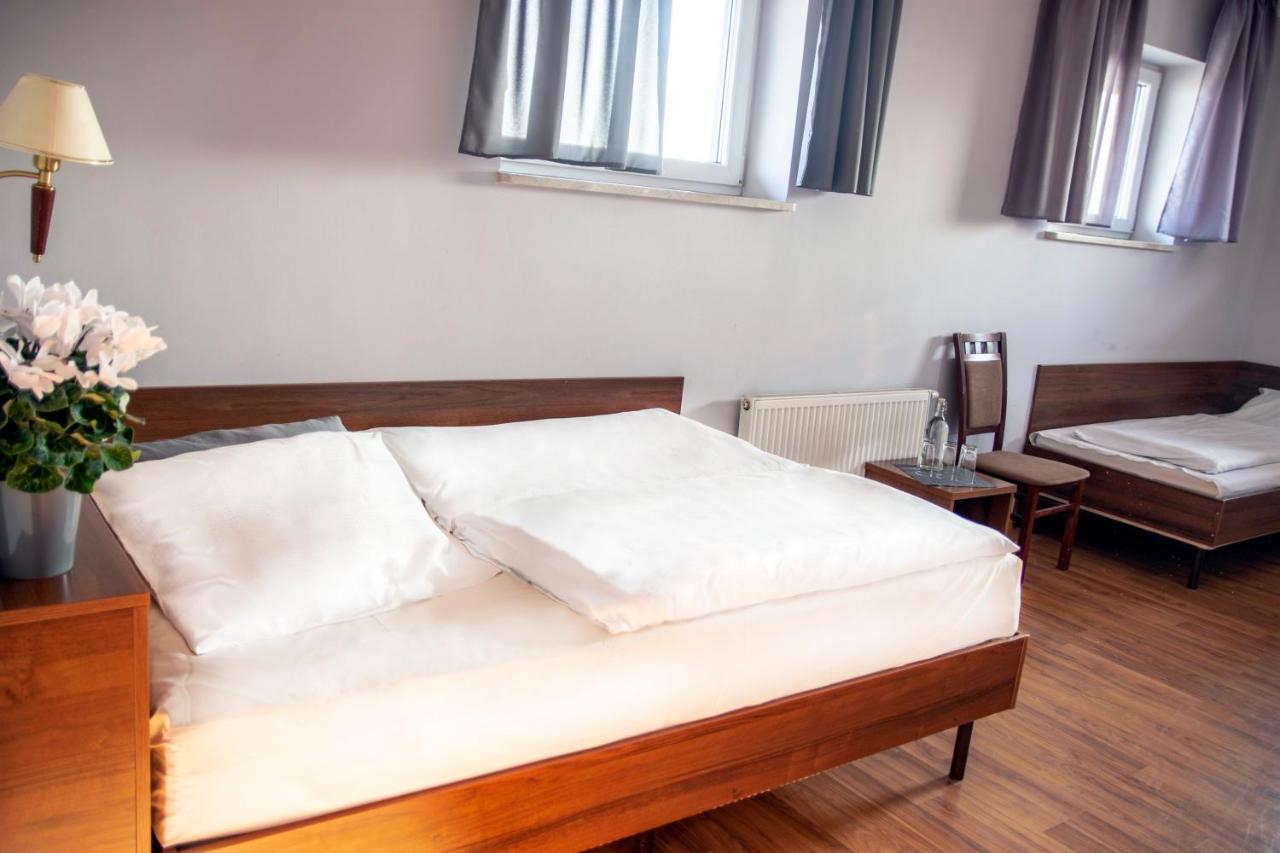 Weranda Rooms Tychy Buitenkant foto