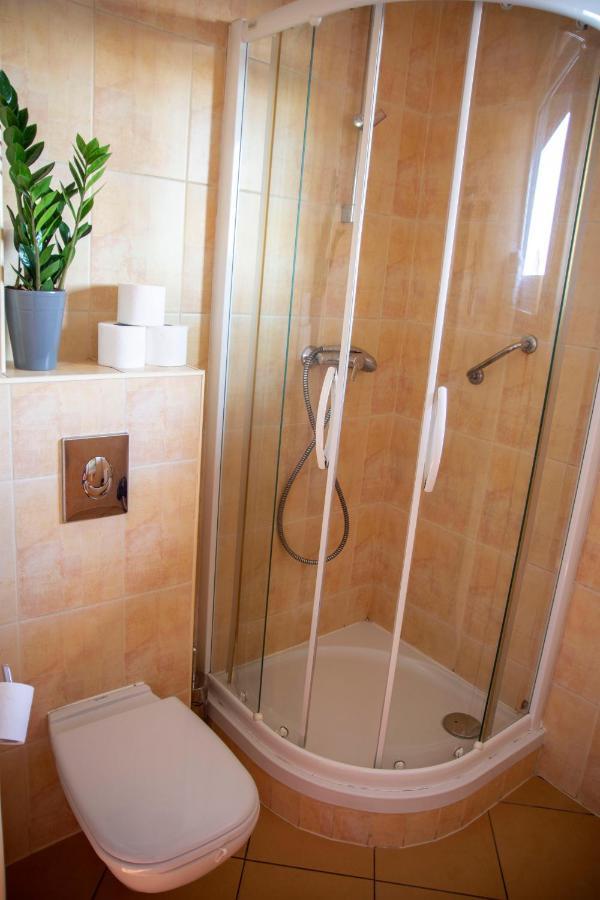 Weranda Rooms Tychy Buitenkant foto